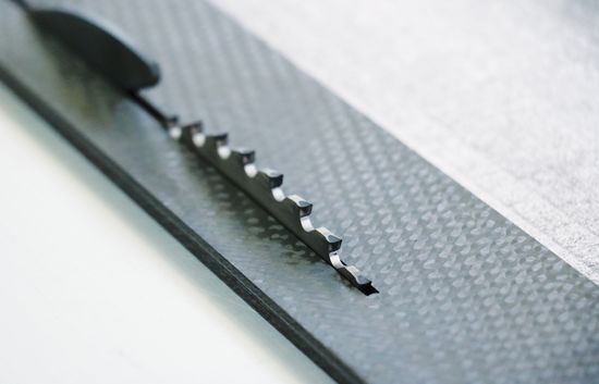 The diamond-tipped saw blade 