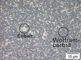 Composición del carburo: la proporción «cobalto respecto a carburo de tungsteno» y el tamaño del grano correspondiente varían según el tipo de carburo.