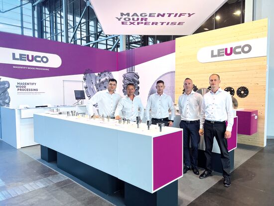 Naszą misją dla naszych polskich klientów jest oferowanie im innowacyjnych rozwiązań narzędziowych i usług najwyższej jakości