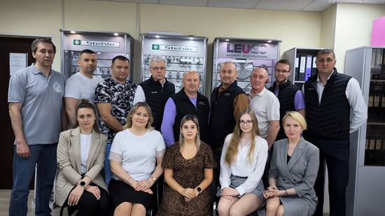 Сотрудники офиса в Мытищах